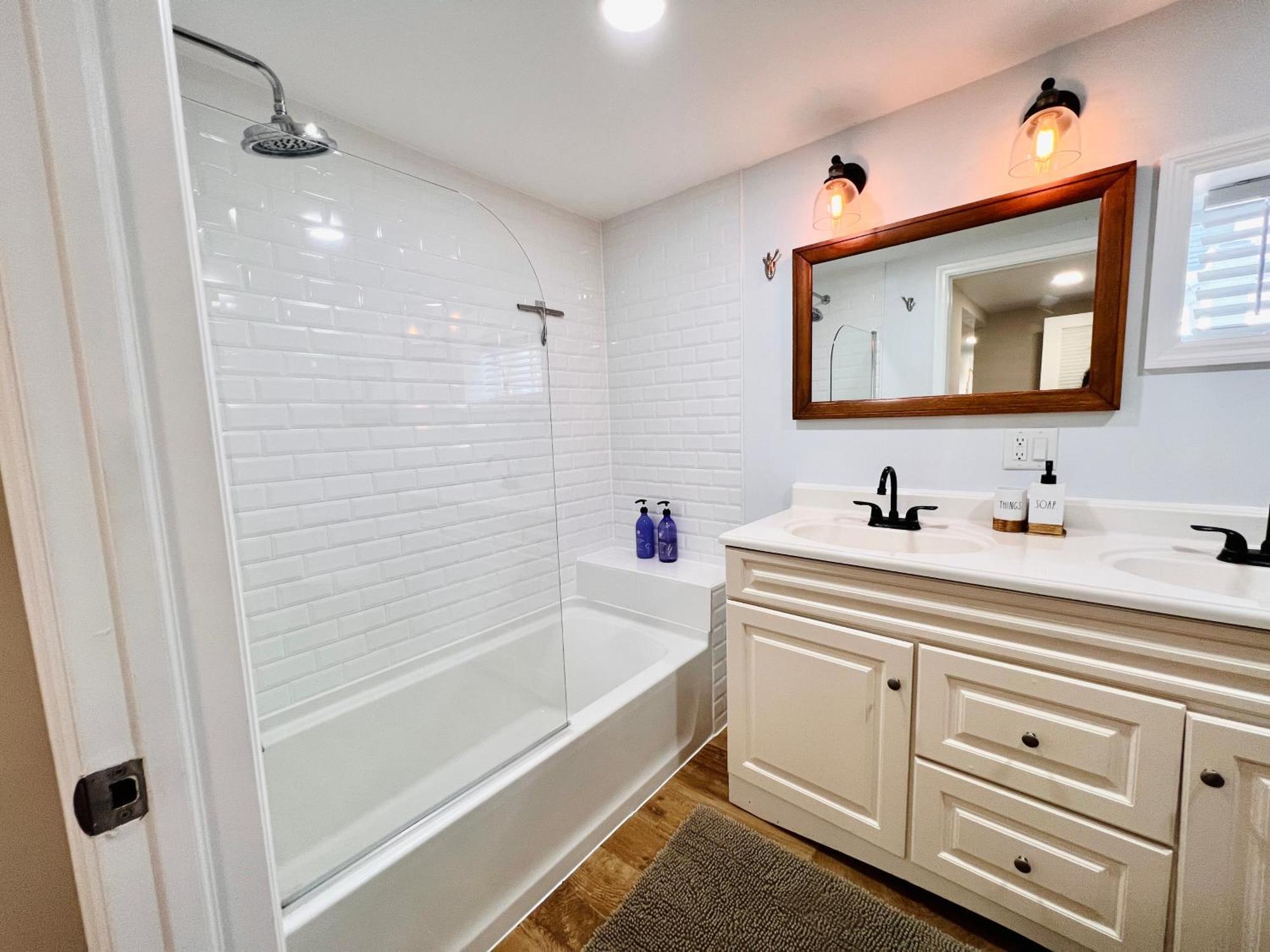 Ultra Modern - Entire 3 Bedroom Apartment - 5 Min Walk To The Beach Wildwood Luaran gambar